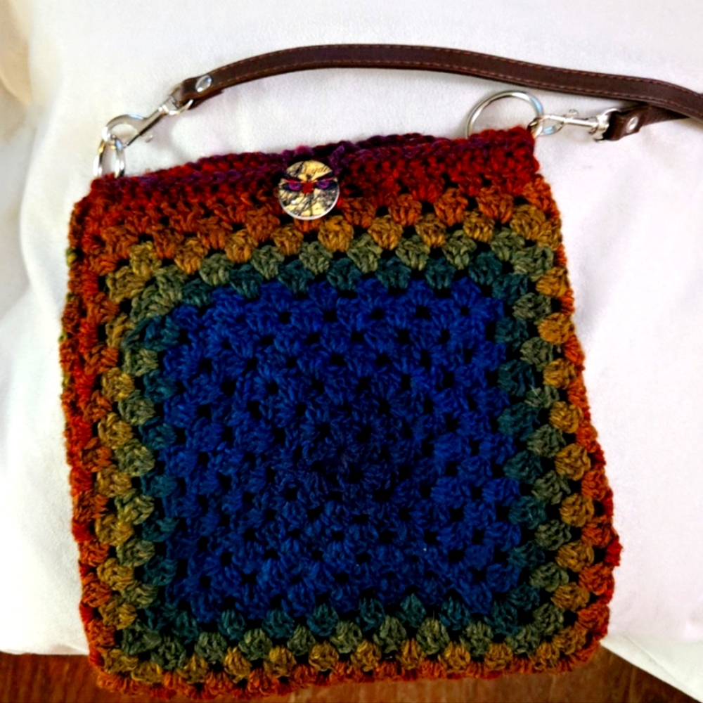 Crocheted Crossbody